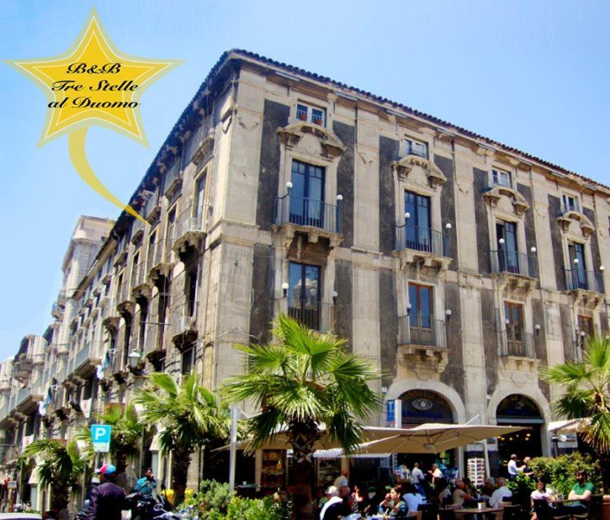 Tre Stelle Al Duomo Bed & Breakfast คาตาเนีย ภายนอก รูปภาพ